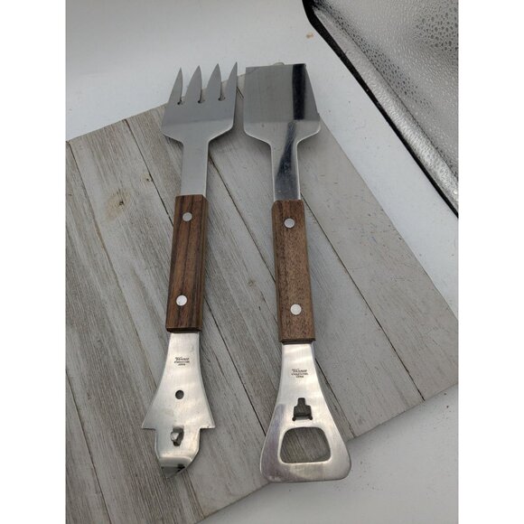 Set of 2 Vintage Vernco BBQ Utensils Fork/Can Opener Spatula/Bottle Opener Tongs - Picture 2 of 10